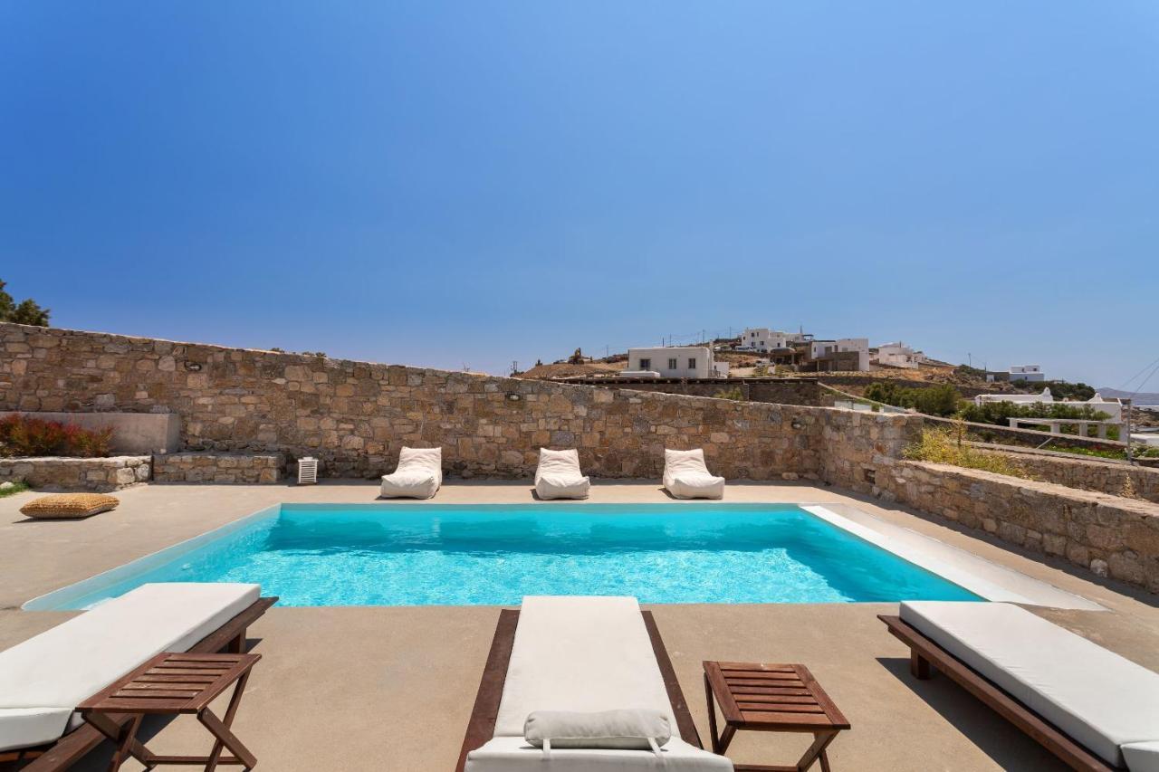 Nikoi Villas Mykonos Town ภายนอก รูปภาพ