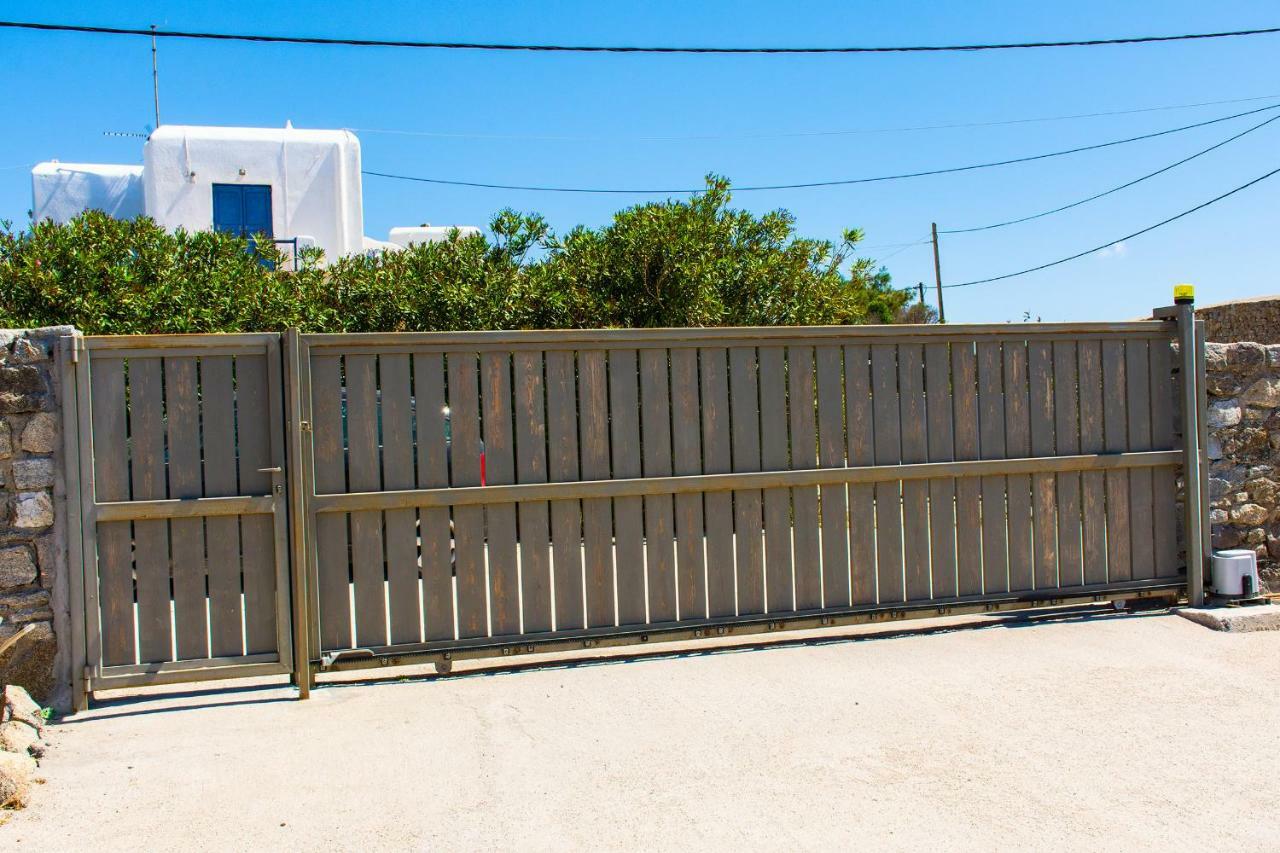 Nikoi Villas Mykonos Town ภายนอก รูปภาพ