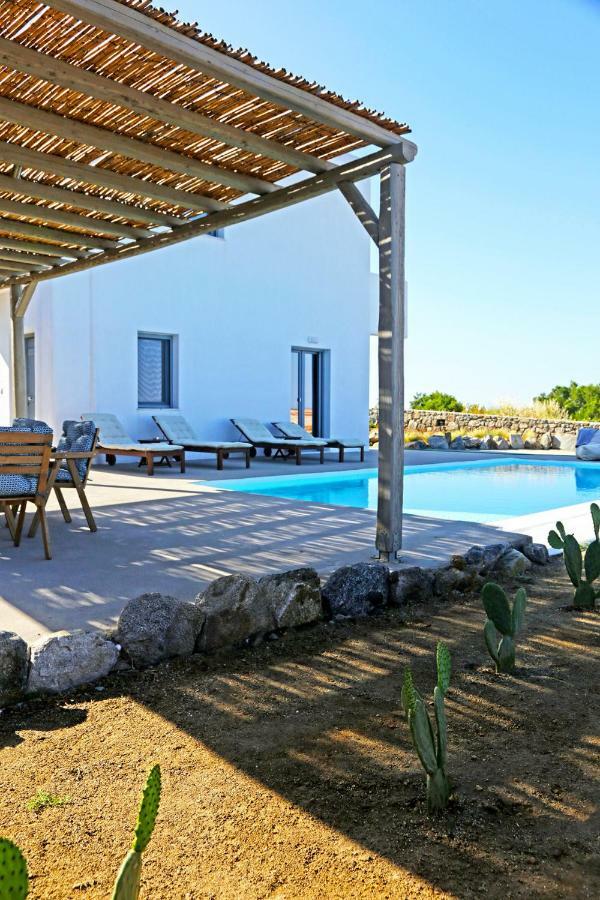 Nikoi Villas Mykonos Town ภายนอก รูปภาพ